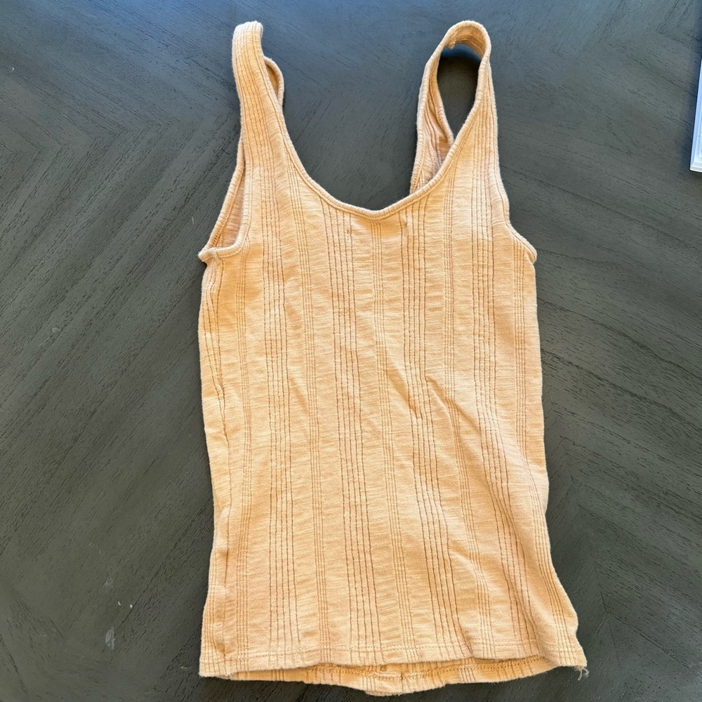 American Eagle Ribbed Button-Front Tank Top in Honey Yellow - XS - Picture 3 of 6